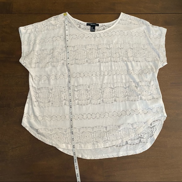 FOREVER 21 White Sheer Summer Top Mandala Design Short Sleeves - Picture 5 of 9